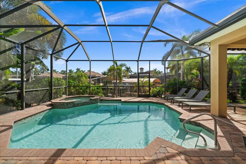 3 bedroom Single Family Residence at 5427 SW 22nd Avenue, Cape Coral, Cape Coral — photo 2