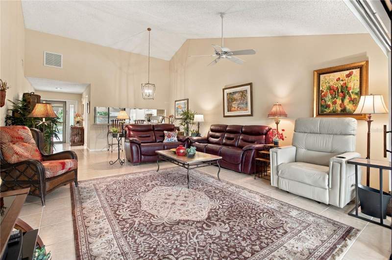2 bedroom Villa at 3123 Sandleheath #4, Sandleheath, Sarasota — photo 2