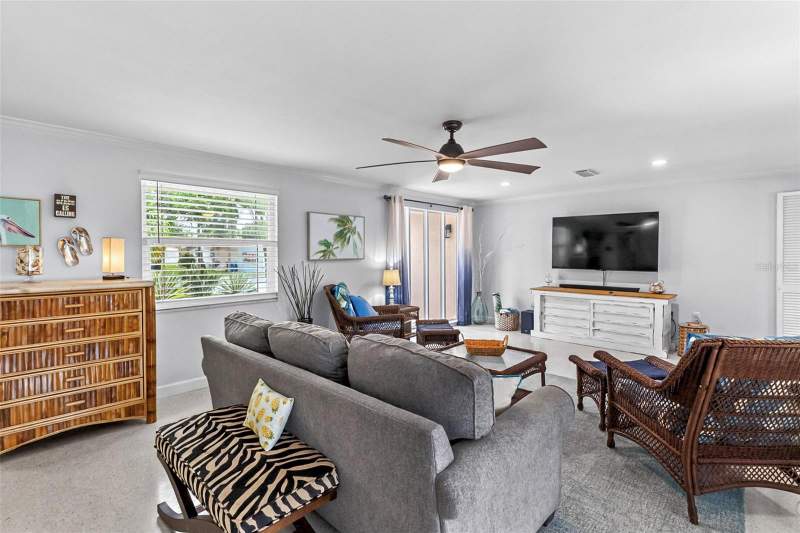 2 bedroom Single Family Residence at 912 Church Street, Beach Village, Venice — photo 5