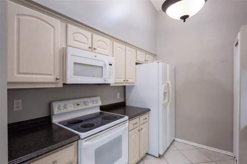 102 Oakridge Court, Sanford FL - photo 13 of 29