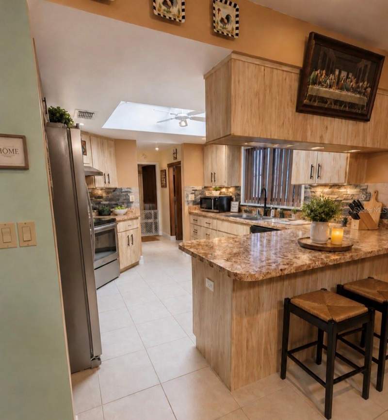 2 bedroom Single Family Residence at 7054 Lexington Circle, Ridge Manor West Ph IV, Brooksville — photo 3