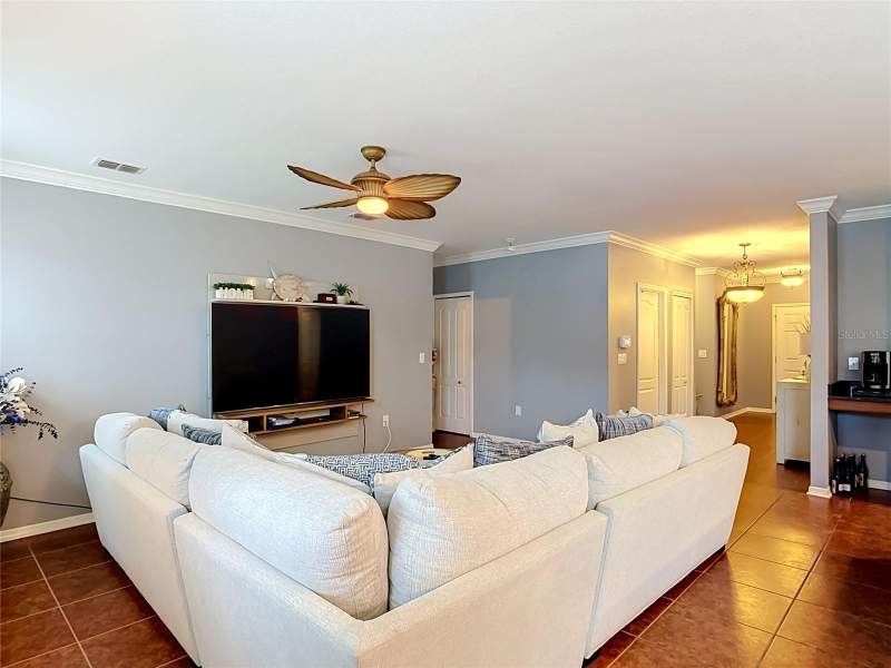 4 bedroom Single Family Residence at 141 W Fiesta Key Loop, Mallory Square-Phase I, Deland — photo 5