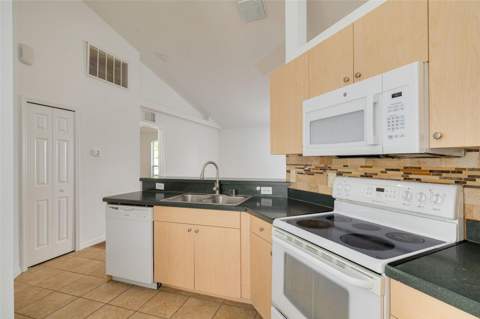 173 82nd Avenue, St Petersburg FL - photo 8 of 31