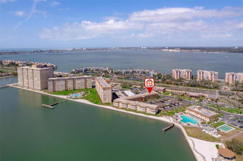 Bayway Isles Point Brittany One
