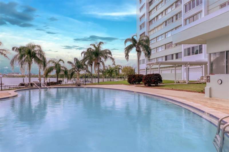 2 bedroom Condominium at 31 Island Way #508, Horizon House Co-Op, Clearwater Beach — photo 3