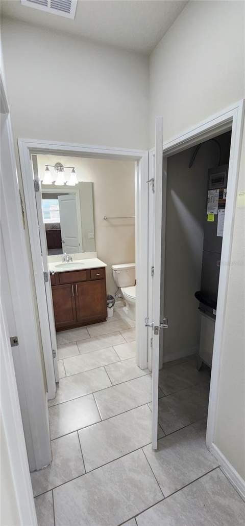 1823 Spring Shower Cir, Kissimmee FL - photo 15 of 38