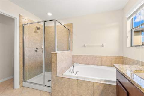 2719 Garden Falls Drive, Brandon FL - photo 24 of 39