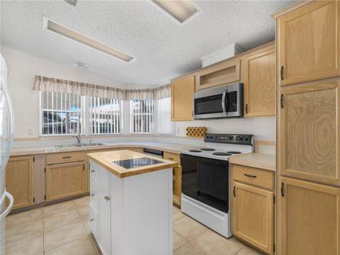 43 Red Quill Circle, Lake Wales FL - photo 6 of 45
