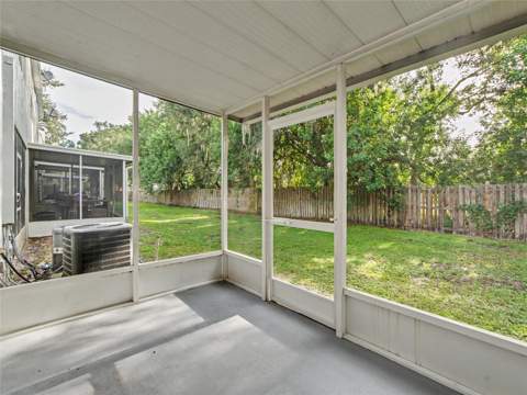 6561 Osprey Lake Circle, Riverview FL - photo 15 of 19