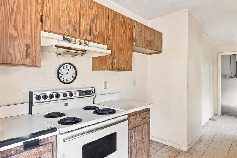 2 bedroom Single Family Residence at 13440 Muriel Avenue, Port Charlotte Sec 066, Port Charlotte — photo 4
