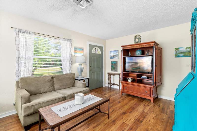 2 bedroom Single Family Residence at 6030 62nd Street, Pinellas Farms, St Petersburg — photo 5