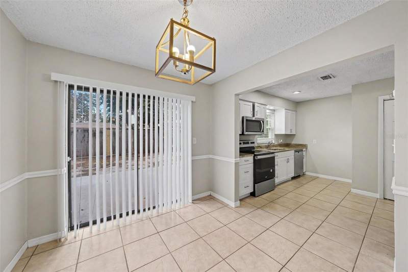 3 bedroom Single Family Residence at 10410 N 27th Street, McRae Myers Boardman Subdivisi, Tampa — photo 5