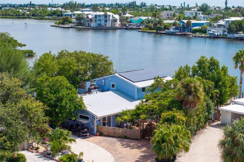 3 bedroom Single Family Residence at 511 South Drive, Wells Bay Harbor, Anna Maria — photo 5