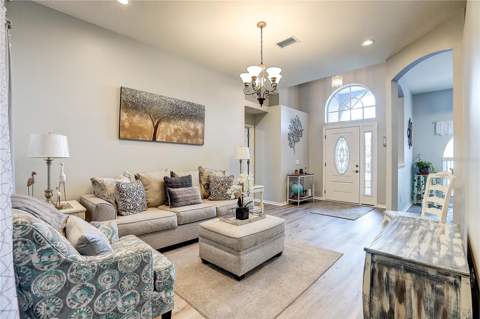 2242 Towering Oaks Circle, Seffner FL - photo 6 of 6