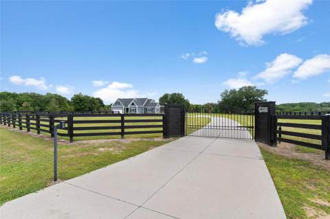 5509 Nantahala Lane, Lady Lake FL - photo 8 of 70