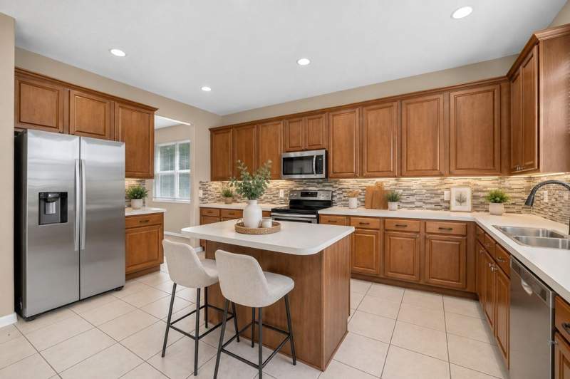 4 bedroom Single Family Residence at 223 Largovista Dr., Johns Landing Ph 2, Oakland — photo 4