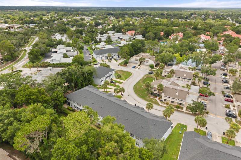 3 bedroom Townhouse at 520 MAJESTIC WAY, ST AUGUSTINE TWNHMS, ALTAMONTE SPRINGS — photo 4