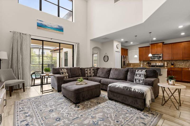 5 bedroom Single Family Residence at 5493 Solterra Circle, Solterra Ph 1, Davenport — photo 2