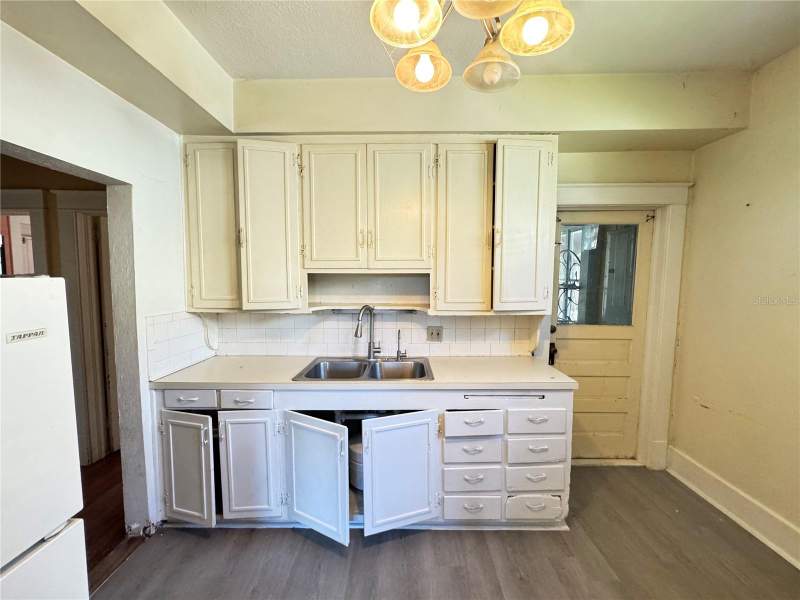 2 bedroom Single Family Residence at 1434 SE Silver Springs Place, Lynnwood Park, Ocala — photo 4
