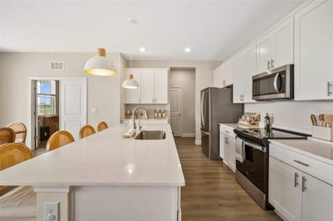10308 Fieldstone Myrtle Way, San Antonio FL - photo 20 of 51