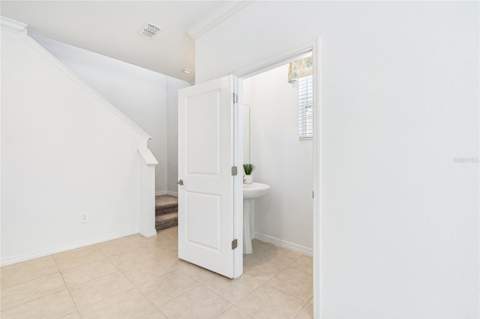 10811 Fowlers Bluff Court, Tampa FL - photo 20 of 44