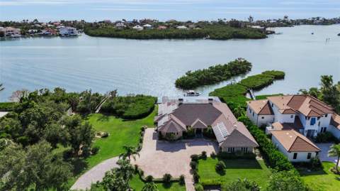612 Laurel Road, Nokomis FL - photo 16 of 96