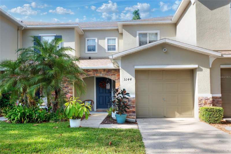 2 bedroom Townhouse at 3144 Royal Tuscan Lane, Wedgewood Twnhms, Valrico — photo 3