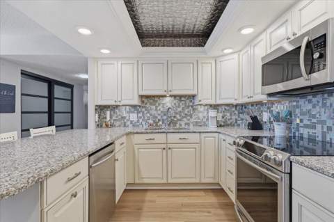 1430 Gulf Boulevard #407, Clearwater Beach FL - photo 17 of 54