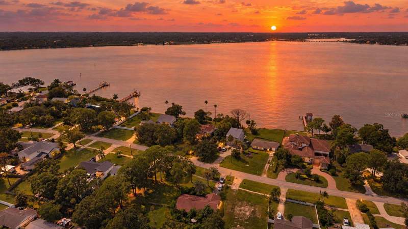 3 bedroom Single Family Residence at 600 Shore Drive, Tampashores Bay Sec, Oldsmar — photo 4