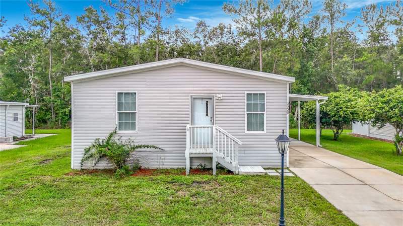 3 bedroom Manufactured Home at 2908 Kingswood Circle, Glen Raven Ph 1, Brooksville — photo 3