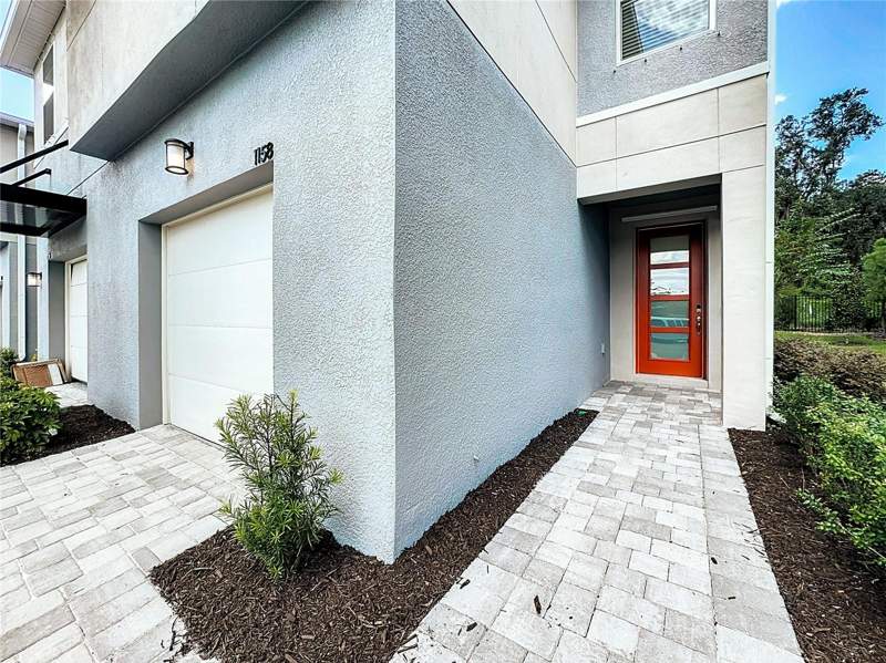 3 bedroom Townhouse at 1158 Creek Valley Court, Bloomingdale Townes, Brandon — photo 3