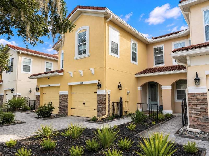 3 bedroom Townhouse at 10210 Fallsgrove Street, Grandview Isles, Orlando — photo 2
