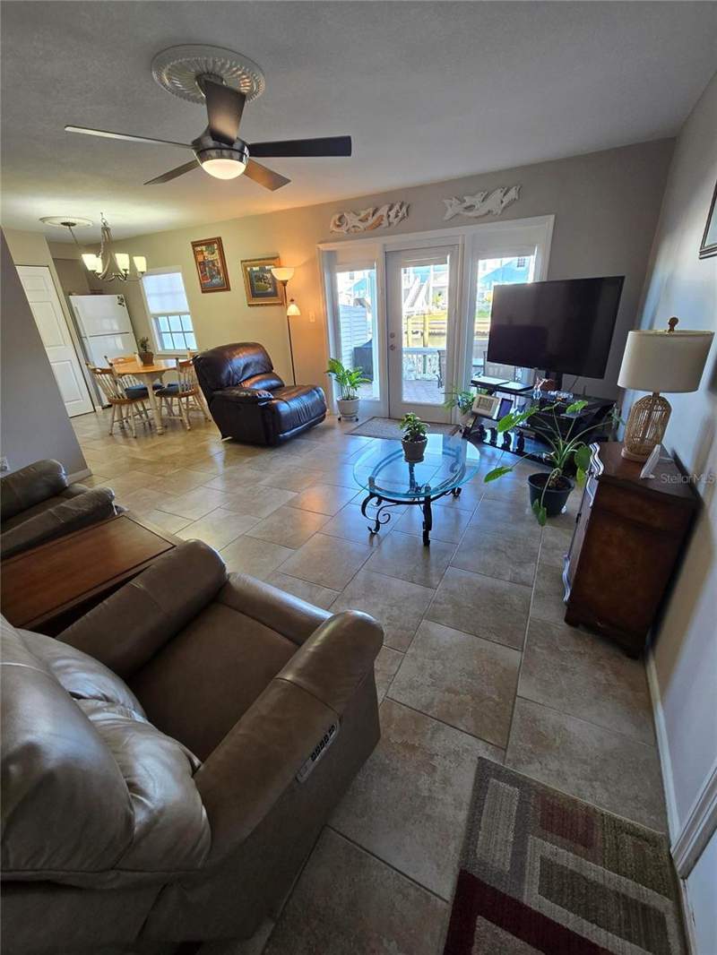 2 bedroom Condominium at 5231 Beach Drive #A, Waterside At Coquina Key South, St Petersburg — photo 5