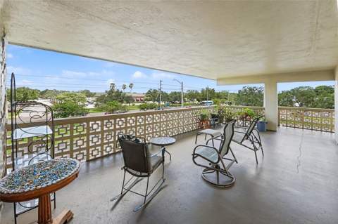 951 79th Avenue #Apt 322, St Petersburg FL - photo 20 of 36