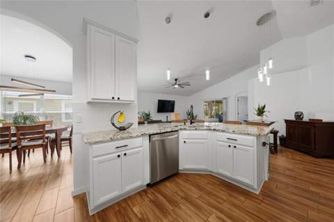 13613 Budworth Circle, Orlando FL - photo 8 of 54