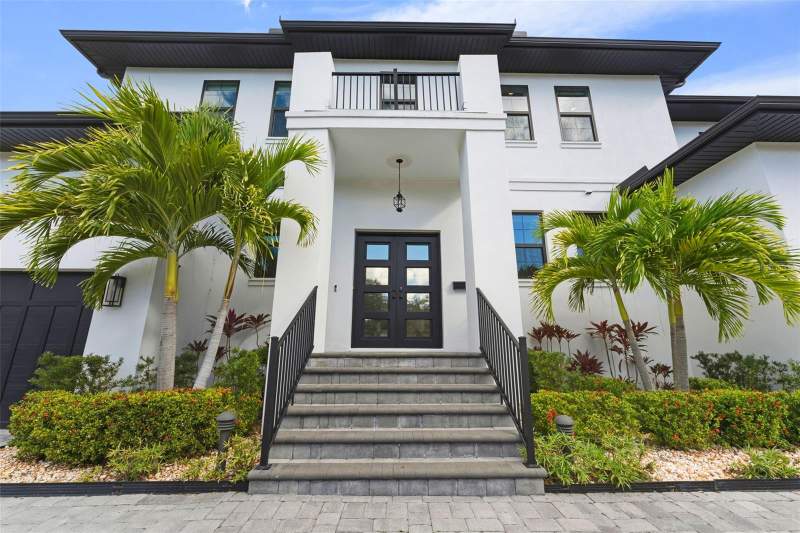 5 bedroom Single Family Residence at 481 W Davis Boulevard, Davis Islands Pb10 Pg52 To 57, Tampa — photo 4