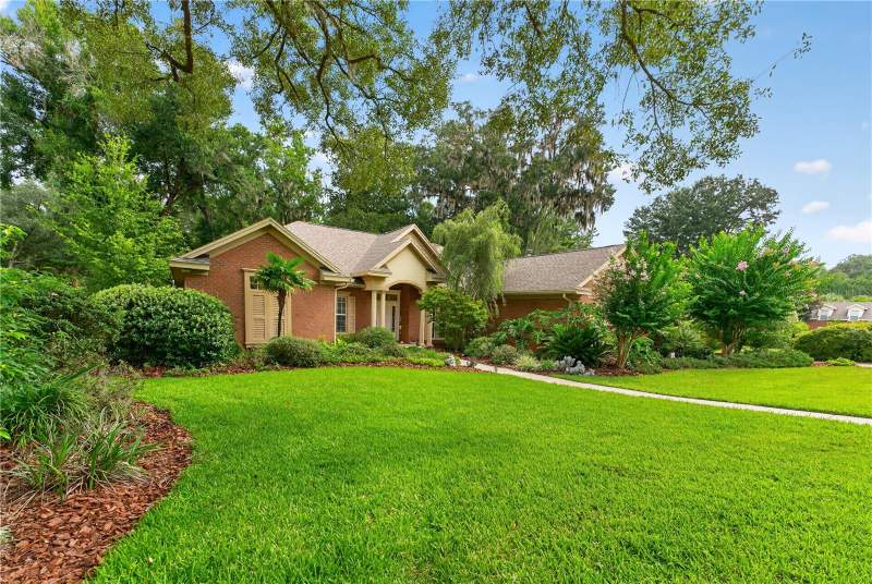 4 bedroom Single Family Residence at 5604 NW 52nd Avenue, Millhopper Forest Ph 1A, Gainesville — photo 5