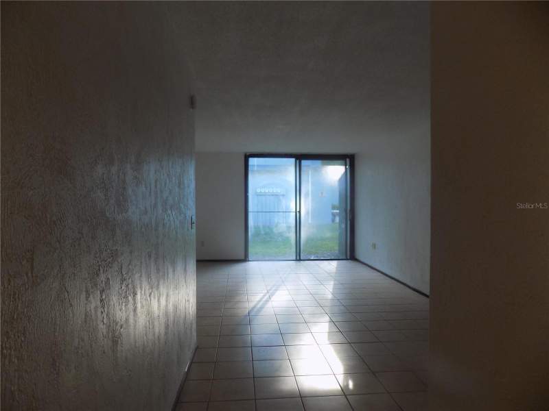2 bedroom Condominium at 613 SW 75 Street #101, Sparrow, Gainesville — photo 4