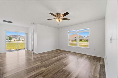 820 Overpool Avenue, Davenport FL - photo 15 of 44