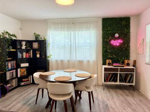 8026 Carriage Pointe Drive, Gibsonton FL - photo 17 of 70