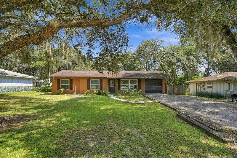 3 bedroom Single Family Residence at 637 Pratt Street, Spring Garden Highlands, Deland — photo 2
