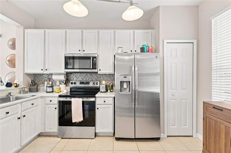 3 bedroom Townhouse at 1610 Retreat View Circle, Retreat At Twin Lakes Rep, Sanford — photo 5