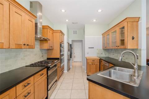 12709 Westwood Lakes Boulevard, Tampa FL - photo 14 of 76
