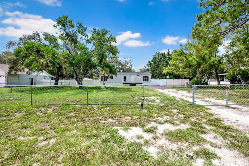 3 bedroom Manufactured Home at 7194 Sealawn Drive, Weeki Wachee Acres, Spring Hill — photo 4