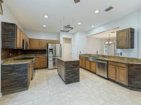 13650 SE 91st Avenue, Summerfield FL - photo 6 of 6