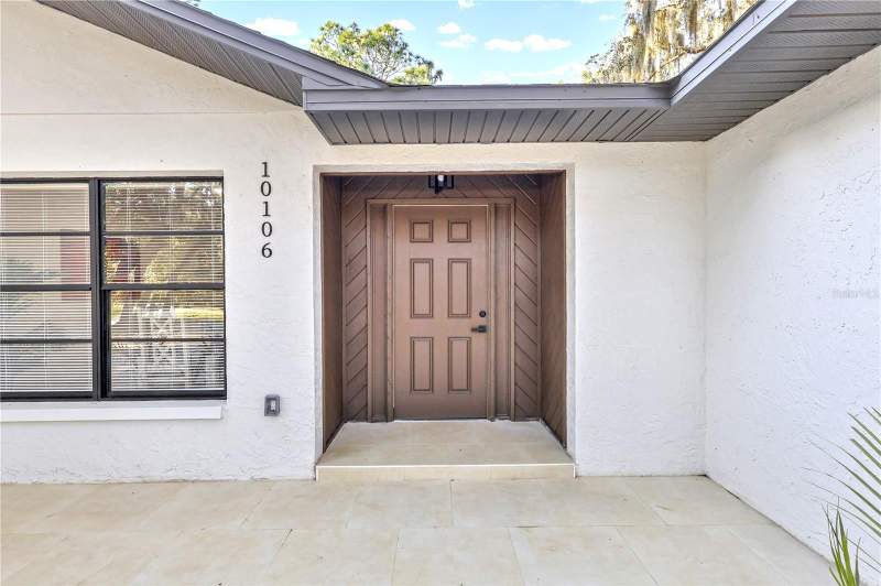 3 bedroom Single Family Residence at 10106 Lakeview Drive, Golden Acres, New Port Richey — photo 4