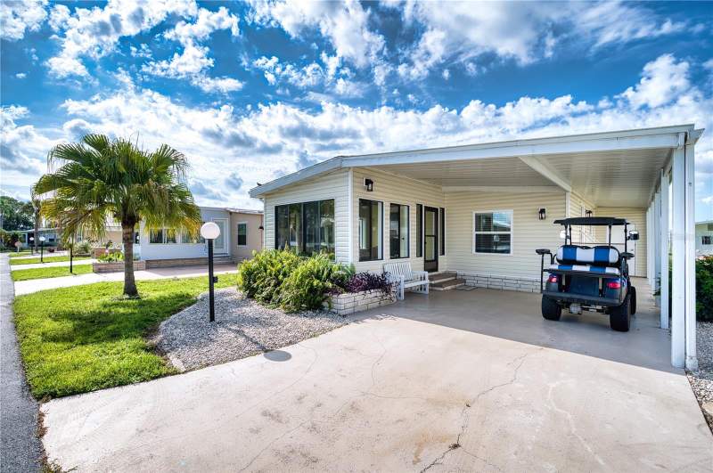 2 bedroom Manufactured Home at 110 Tobago Way, Lazy River Mhp, North Port — photo 4