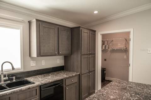 9343 Scepter Avenue, Brooksville FL - photo 13 of 37
