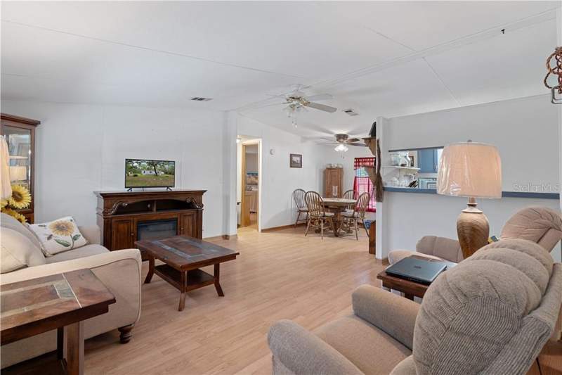 3 bedroom home at 6037 W Patriot Street, Homosassa, Homosassa — photo 4