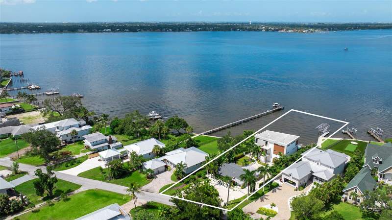 5 bedroom Single Family Residence at 907 35th Avenue Drive, River Terrace, Palmetto — photo 4